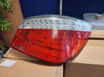 BMW genuine set of LCI E60 tail lights from 2009 520D