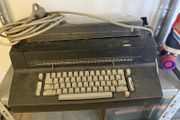 Vintage 1970s IBM Double Insulated Correcting Selectric II Typewriter