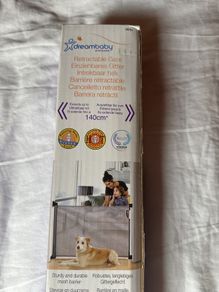 Dreambaby retractable Gate