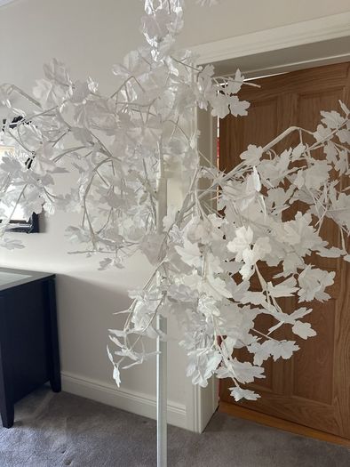 Light up tree