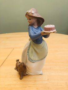 Nao By Lladro Figurine