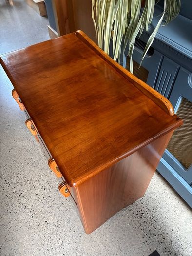 1930's Art Deco Walnut Chest of Drawers