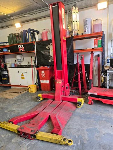 Pacini Single Sided 2,500kg Lift