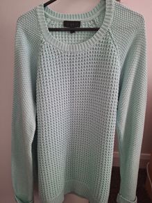 Women's sweater
