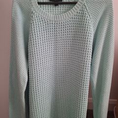 Women's sweater