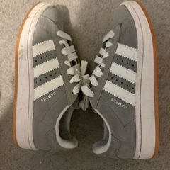 Selling two Pairs of Trainners - NEW BALANCE + ADIDAS