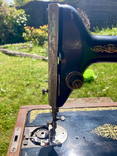 Singer Sewing Machine 1925