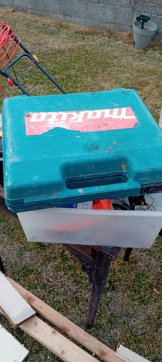 Makita saw