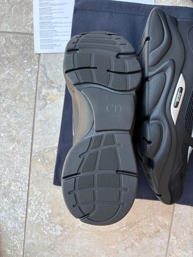 Brand New Dior B22