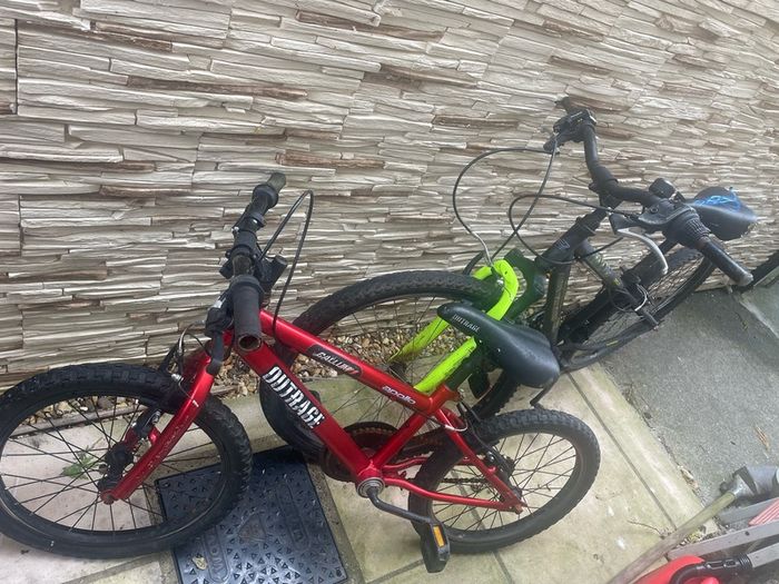2 kids bikes need work
