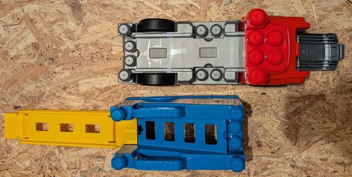 MEGA Building Blocks & Rig Race