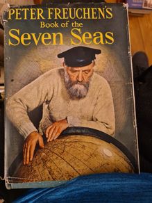 Book Of The Seven Seas By Peter Freuchens. Hardback  Dustjacket 512 Pages LARGE VOLUME BOOK.