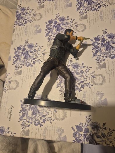 Sam Fisher Figure - Splinter Cell Conviction Collector's Edition
