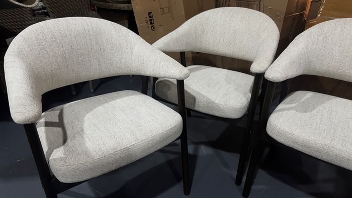 4 Dining Chairs Like New