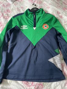 Ireland track top