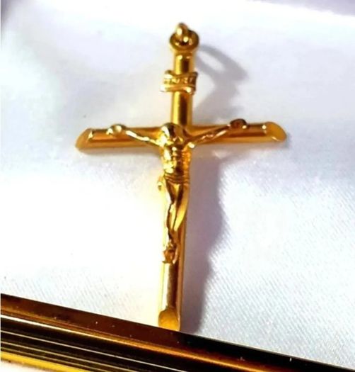 Vintage Hallmarked 9ct Gold Crucifix