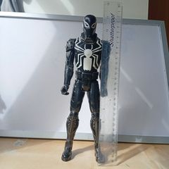 Black suit spider man
