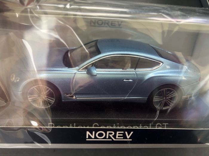 1/43 Scale Car models - AutoArt, Starline,, Minichamps, J-Collection