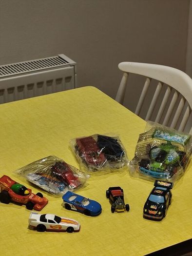 Hot Wheels Retro Vintage Toy Bundle