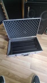 Harley Benton pedal board