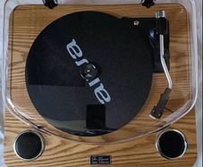 AIWA Turntable for vinyl records with multifunctional stereo