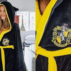 Harry Potter Hufflepuff Hooded Bathrobe for Adults