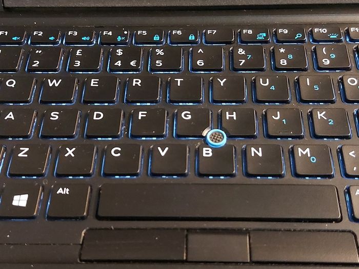 DELL Latitude 5490, Intel Core i5-7300U CPU, 2.71GHz. 8GB Ram, 256GB SSD, Windows 10 Pro, Microsoft Edge, Chrome and VLC