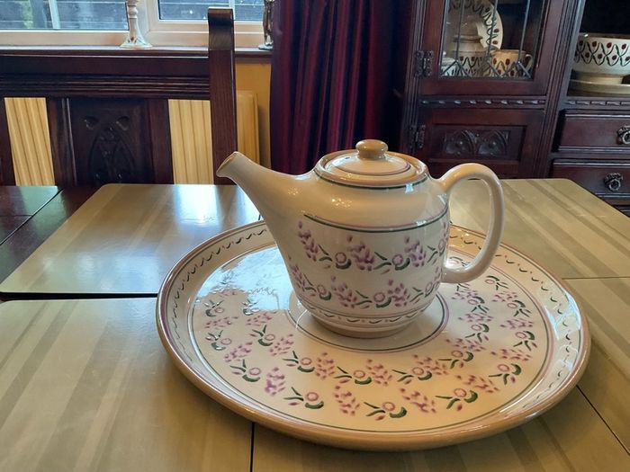 Nicholas Mosse new Lavender limited edition from Washington Creek .  A round platter 13 inches in diameter and a tea pot
