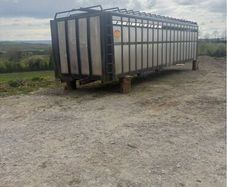 Cattle trailer