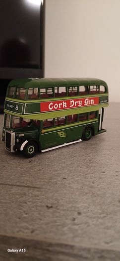model bus