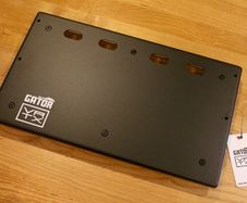Gator Vertex Travel Lite Pedalboard - 17 x 10 with Gig Bag