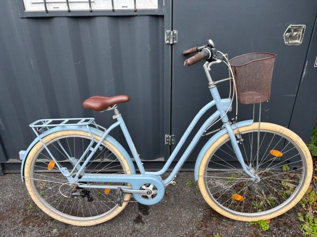 Decathlon Elops 520 Dutch Style City Bike Size SM
