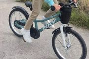 Premium PUKY CYKE 18" Kids Bike - Ultra Lightweight (Mint / Teal)
