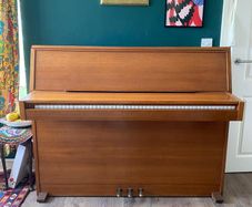 FREE Lindner Upright Piano Collection Required