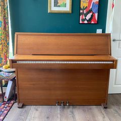 FREE Lindner Upright Piano Collection Required