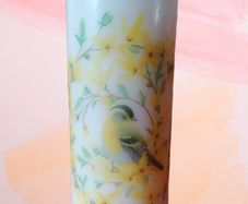 Large brand new unscented decorative pillar candle summer bird/ birthday gift