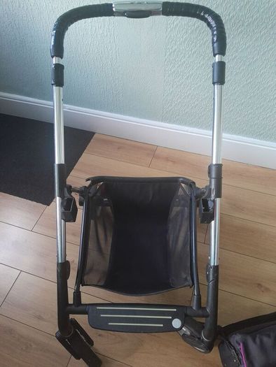 Sivercross Pram