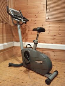 Precor Gym / Commercial exercise bike