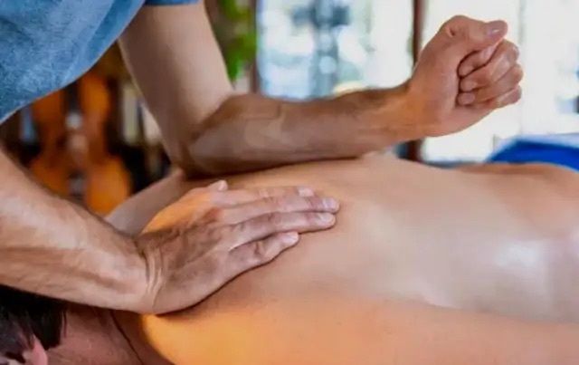 Masseuse/ Massage Therapist