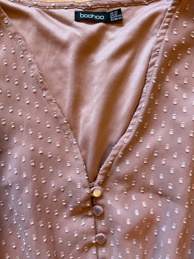 Gorgeous Boohoo Dress with lining Size 20