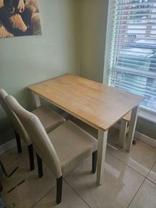 Table, chairs & bench