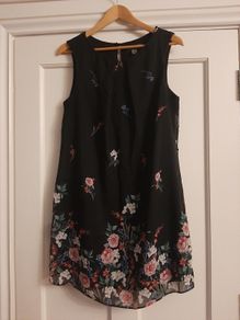 Black floral dress - Size 14 - Primark