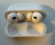 AirPods Pro 2 (1st Gen)