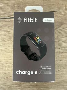 Fitbit Charge 5