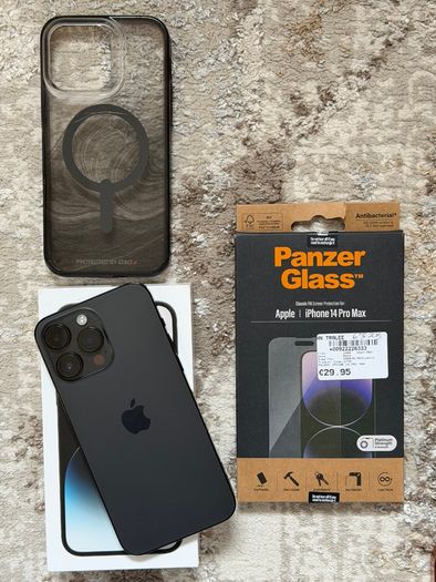 iPhone14 Pro Max 256GB w/ New Screen Protector & MagSafe Case