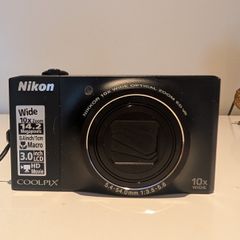 Nikon Coolpix S8000
