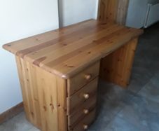 writing desk