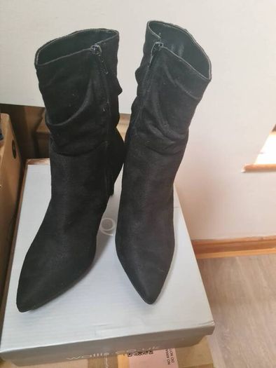 BNWT Wallis Black Ankle Boots