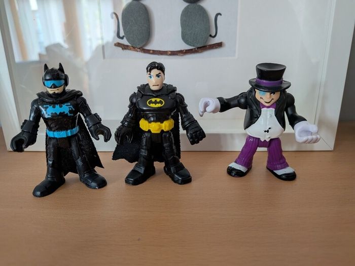 Imaginext Super Surround Batcave Playset with 3 Figures (Working Lights & Sounds)