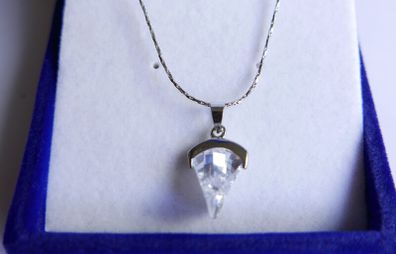 Top Image `18KGP gold plated, crystal pendant necklace